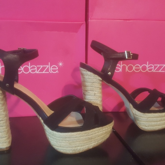 High Heel Platform Sandals - Picture 2 of 4